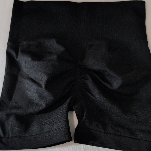 Women's Black Athletic Shorts XS - Picture 1 of 4